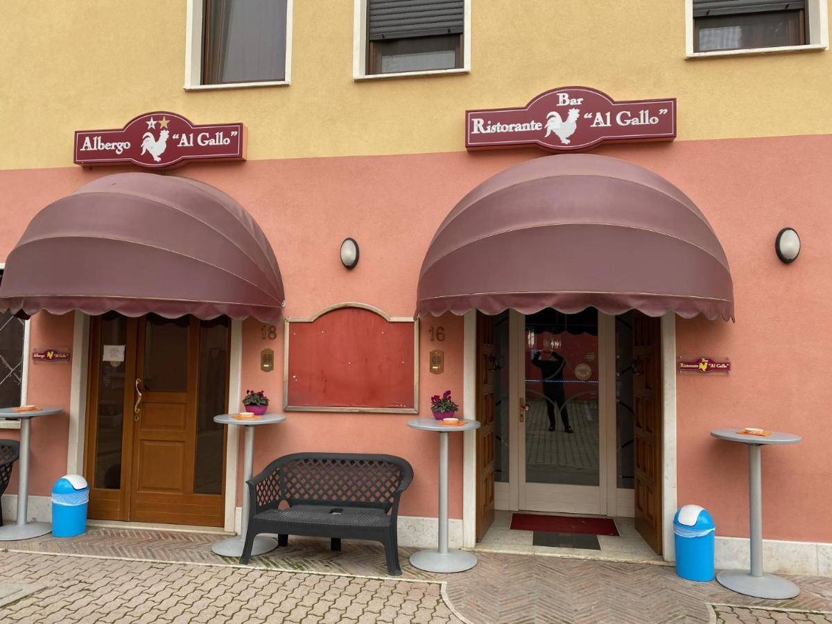 Albergo Ristorante Al Gallo Sanguinetto Екстериор снимка